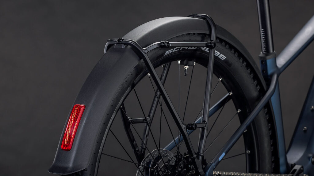 Detailansicht des Schutzbleches des Cube Reaction Hybrid Performance 600 FE