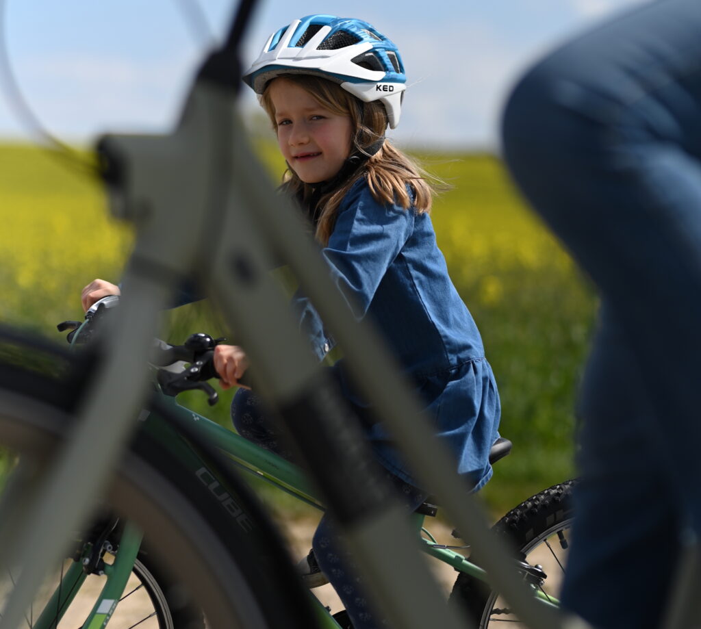 Mit Kindern auf dem Fahrrad unterwegs