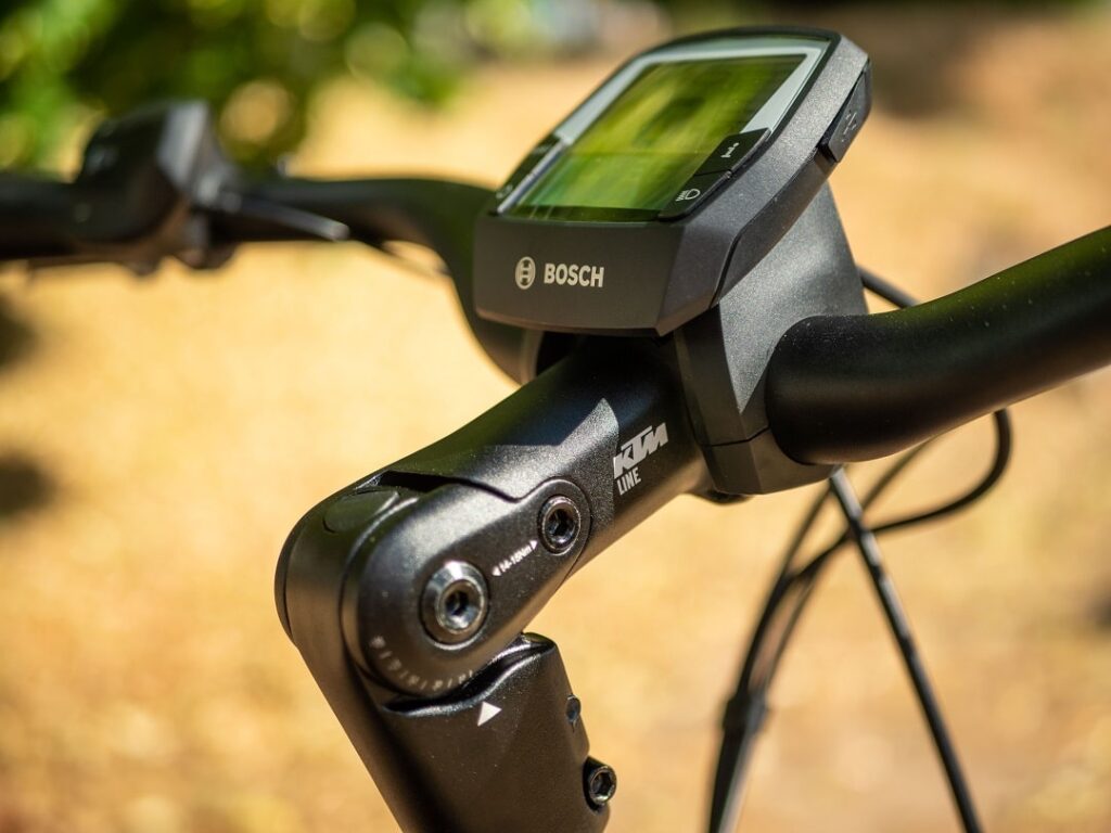 KTM Macina City 5 Disc Pro Wave 2020 Bosch Intuvia Display